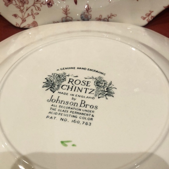 2 Johnson Bros ROSE CHINTZ PINK Square Salad Plate - Picture 4 of 5
